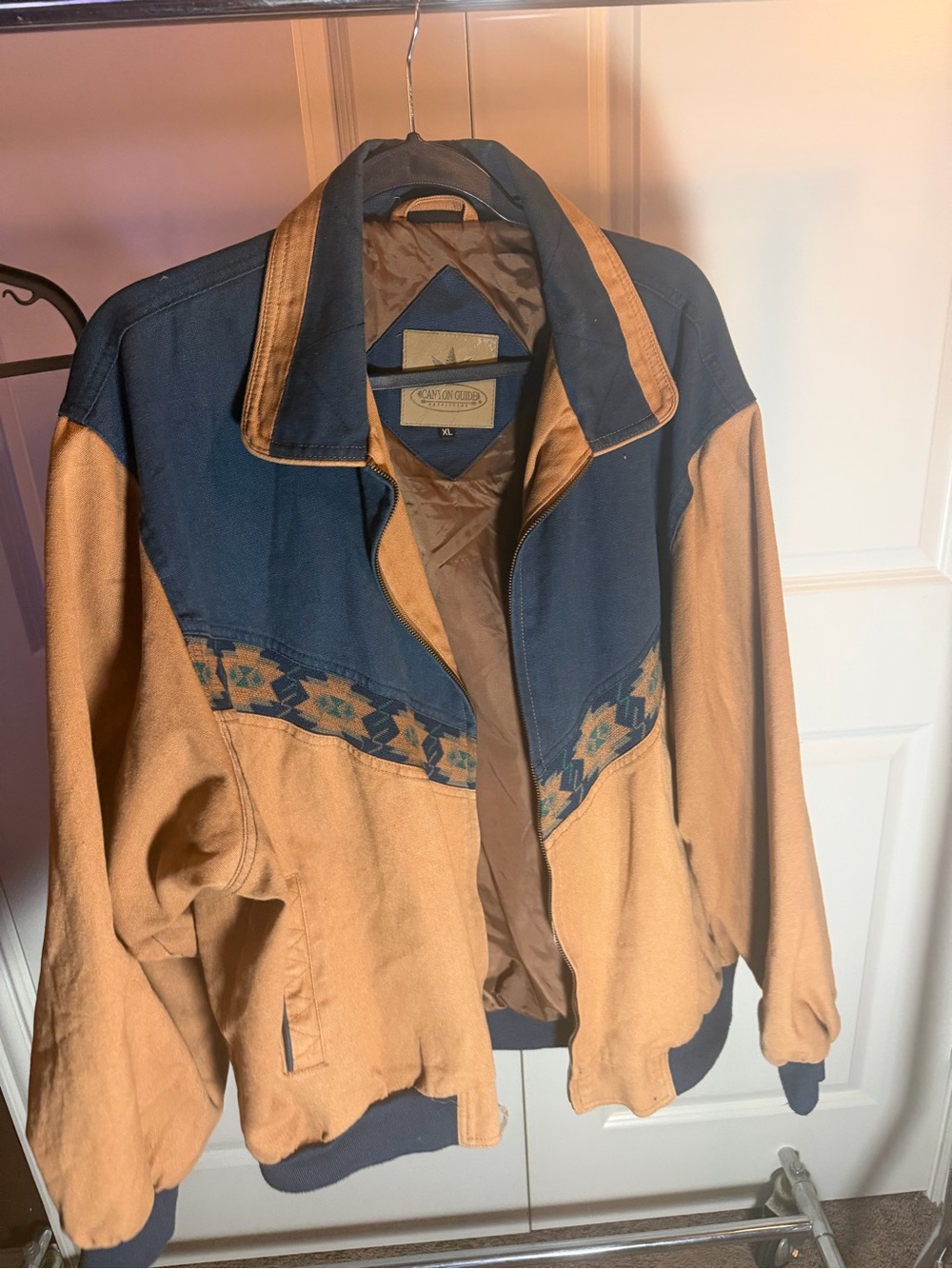Canyon Guide Outfitters Western/Aztec jacket, size XL
